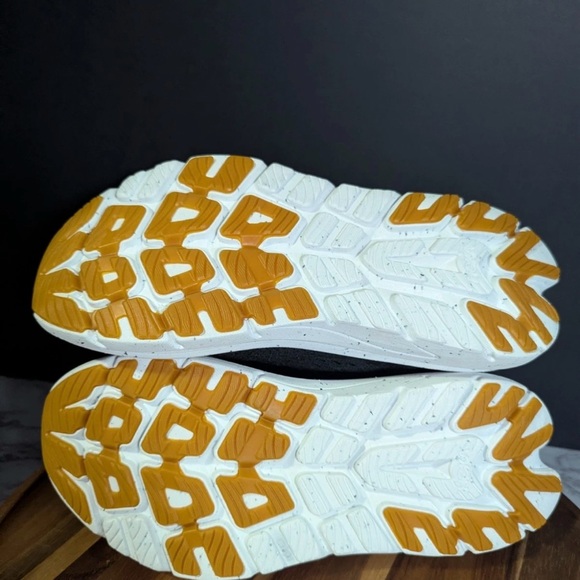 Hoka Kawana 2 Black / White Running Shoes 1147930 BWHT Men’s Size 10 11.5 13 14 - Picture 7 of 10